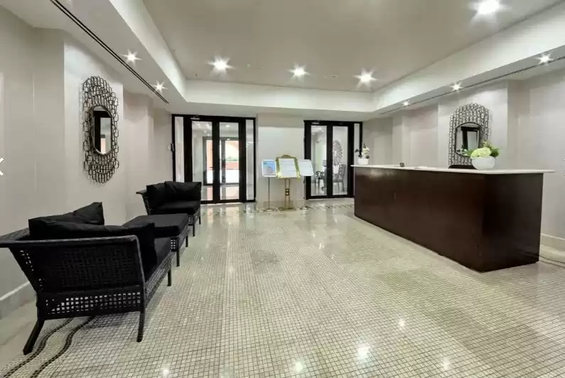 Résidentiel Propriété prête 2 chambres S / F Appartement  à vendre au Al-Sadd , Doha #9916 - 1  image 